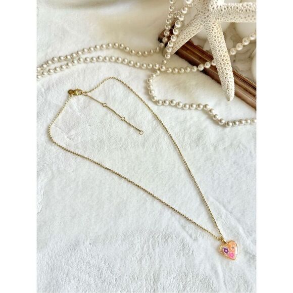 Madewell heart and flower pendant necklace  - Picture 2 of 4